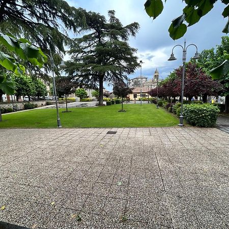 Alloggio Ad Uso Turistico Piave 47 Lägenhet Gradoli Exteriör bild