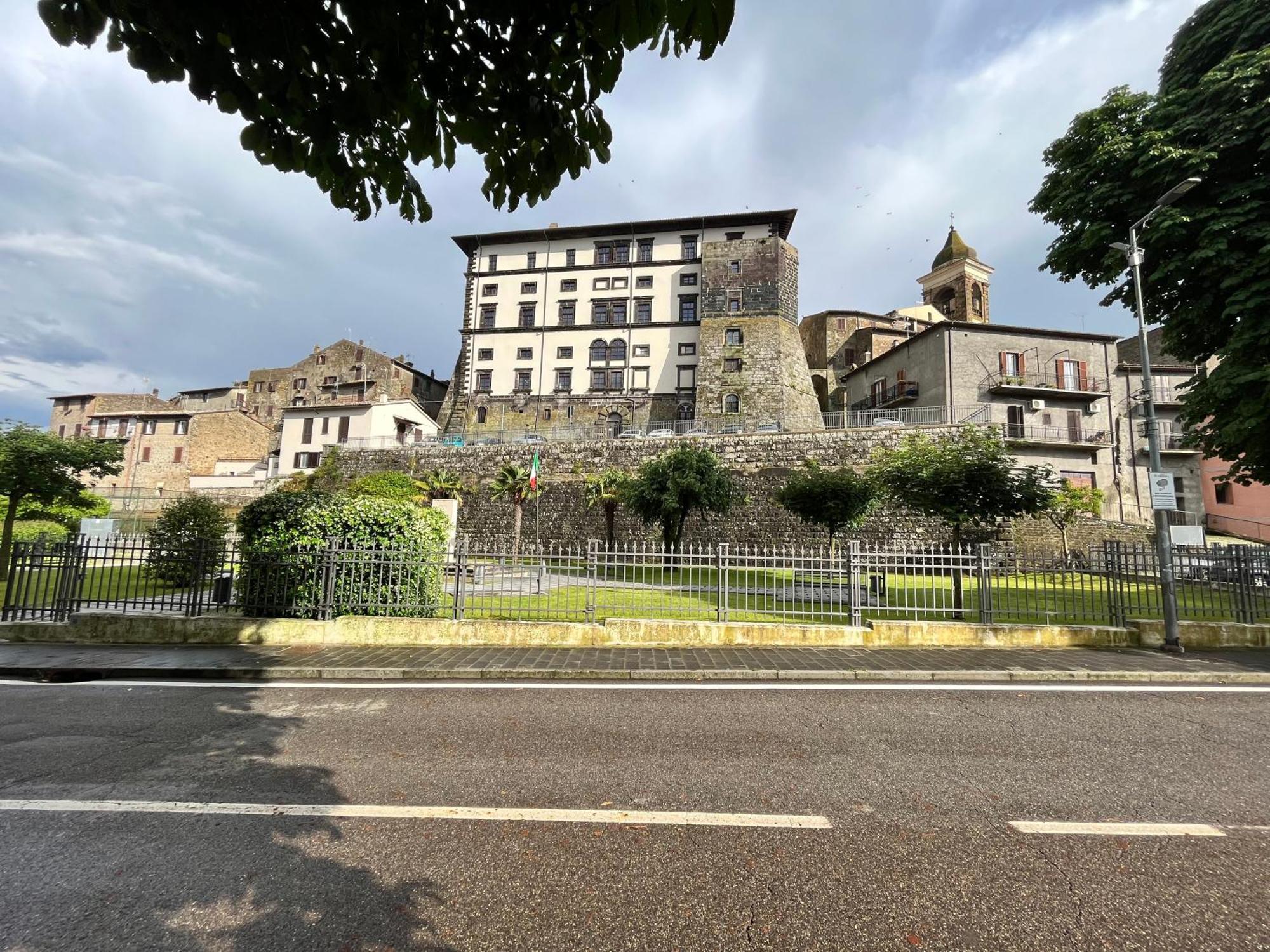 Alloggio Ad Uso Turistico Piave 47 Lägenhet Gradoli Exteriör bild