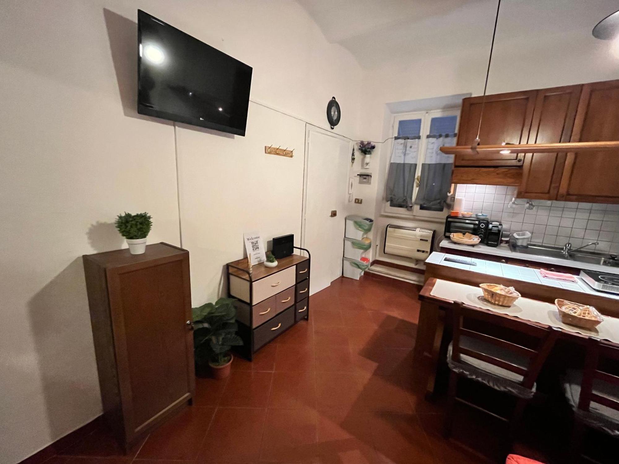 Alloggio Ad Uso Turistico Piave 47 Lägenhet Gradoli Exteriör bild